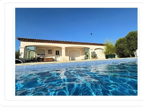 Maison 130 m² avec grande piscine chauffée