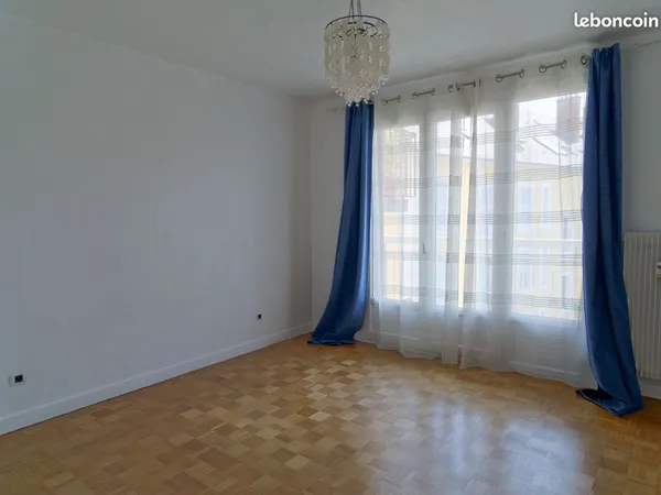 🏢 Charmant T3 de 64 m² Dernier Étage avec Vues Panorama - Particulier à Particulier