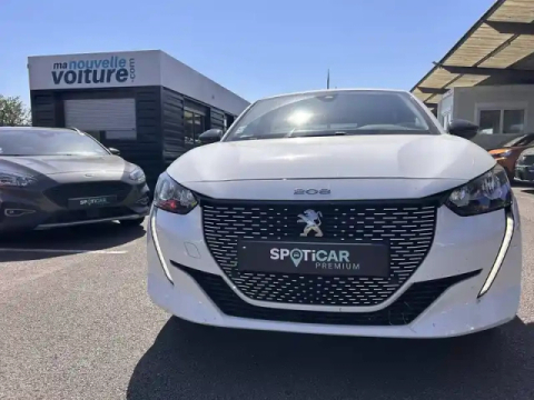 Peugeot 208 electrique 50 kwh 136ch