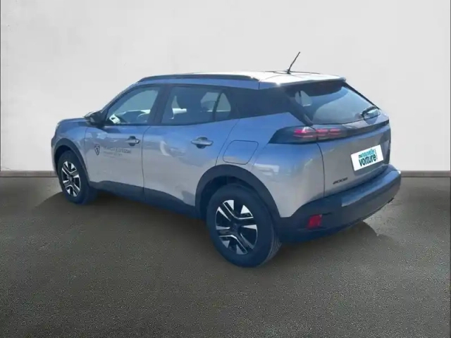 Peugeot 2008 hybrid 110 e-dcs6 — photo 7