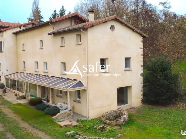 Propriété 12 pièces 334 m²