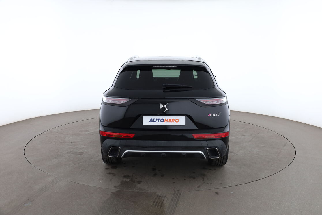 DS Automobiles DS7 Crossback 2.0 Blue-HDi Performance Line + Automatique — photo 4
