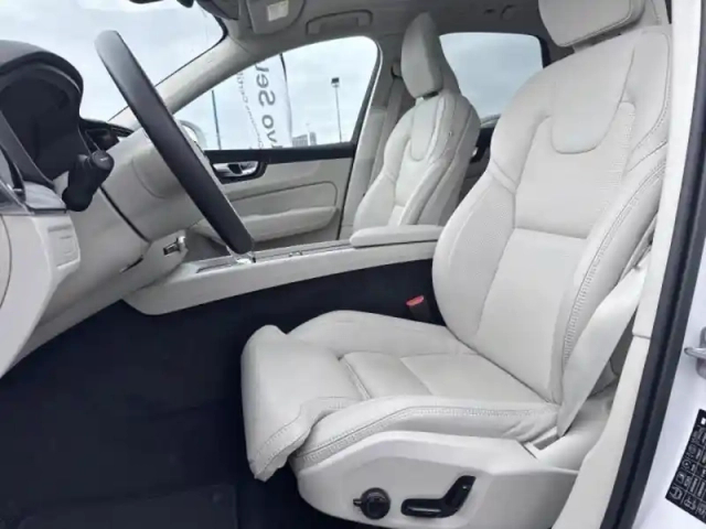 Volvo Xc60 t6 hybride rechargeable 253 + 145ch plus style chrome geartronic 8 awd — photo 6