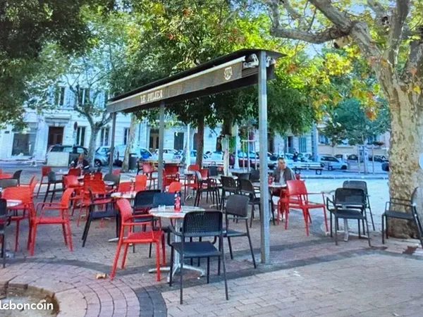 LOCAL COMMERCIAL 90m² TOULON