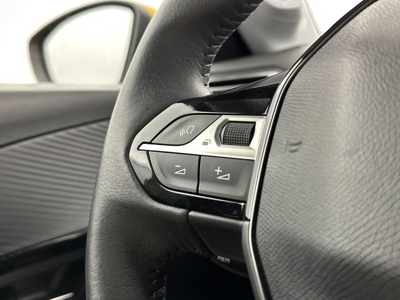 Peugeot 208 puretech 75 s&s bvm5 style — photo 17