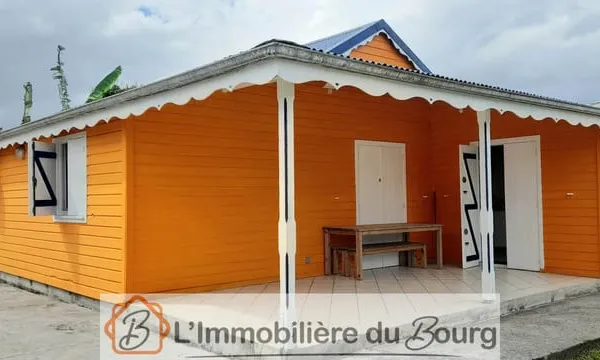 SAINTE ROSE- BIS: MAISON 3 CHAMBRES LOUÉE VIDE