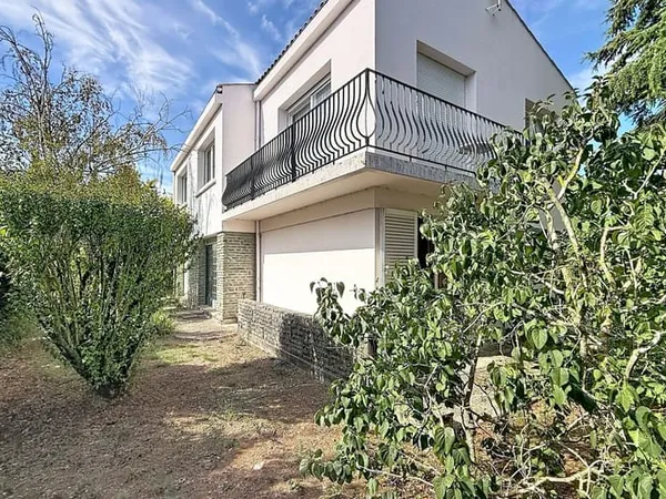 Maison 5 pièces 143 m²