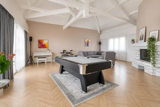 Maison 7 pièces 300 m²