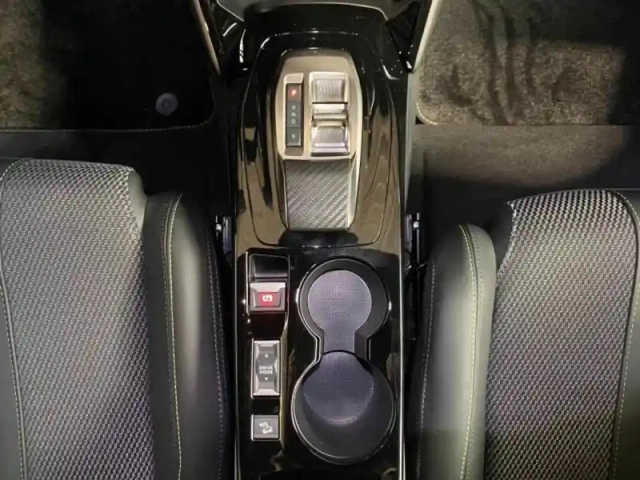 Peugeot 2008 e- 156ch gt (cee 3600? deduit) — photo 13