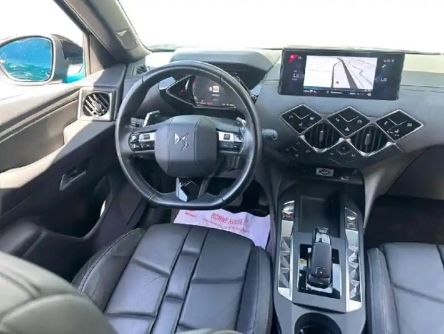 Ds Ds 3 crossback puretech 155ch grand chic automatique 126g — photo 8
