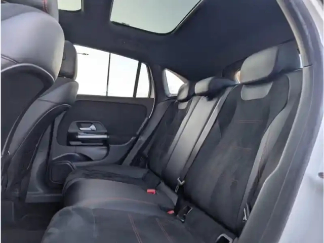 Mercedes Gla 250 e — photo 12