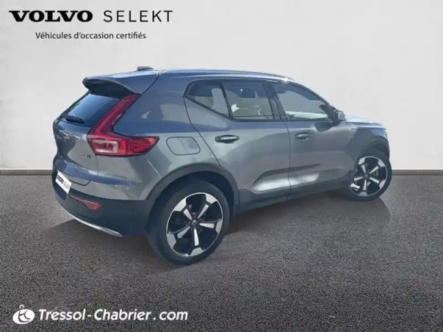 Volvo Xc40 d4 awd adblue 190 ch geartronic 8 first edition — photo 2