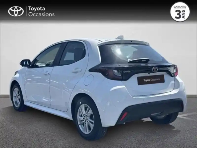 Toyota Yaris 120 vvt-i dynamic business 5p pack confort — photo 2