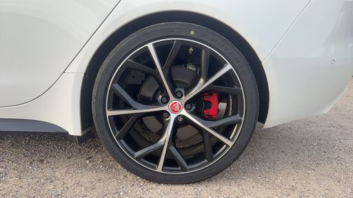 Jaguar XE 3.0 SC V6 340 BVA - S – 2016 – 62831 km – Essence – Boîte Automatique — photo 15