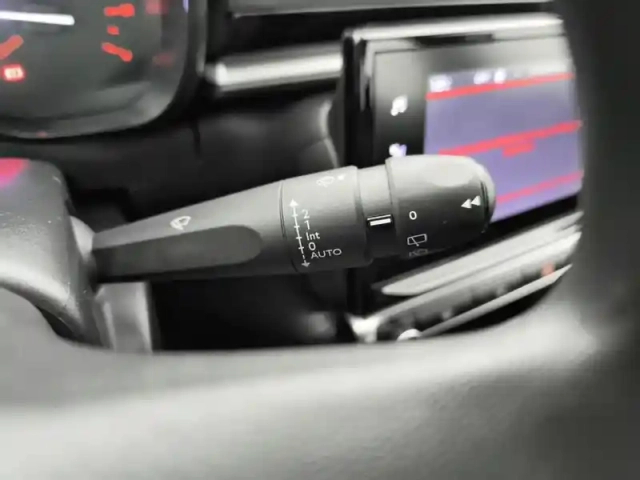 Citroën C3 puretech 83 s&amp;s bvm5 shine — photo 17