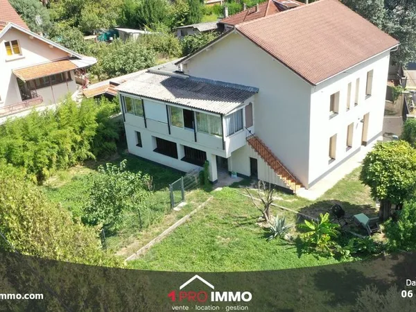 Maison 6 pièces 170 m²