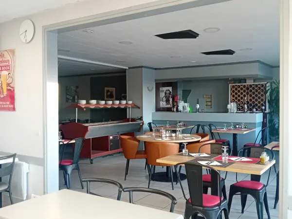 Fonds de commerce bar tabac restaurant à vendre Proche de CAEN (14)