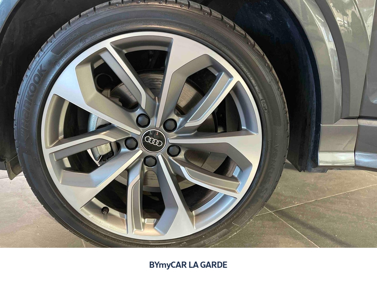 Audi Q2 35 TFSI 150 S tronic 7 — photo 42