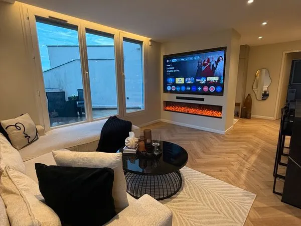 Appartement 3 pièces 75 m² entièrement rénové - vendu meublé- Terrasse 12 m² sans vis-à-vis - Sud-Ou