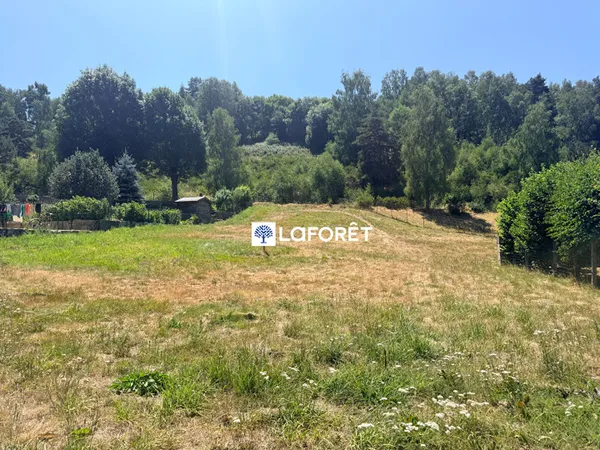 Terrain 1144 m²