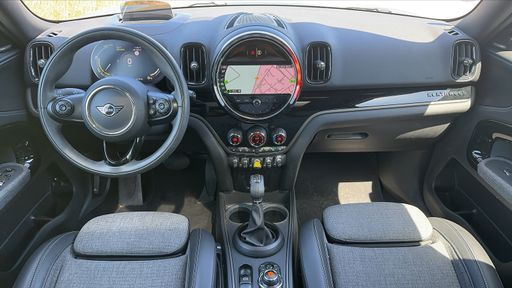 Mini Countryman 1.5 i 220 Plug in Hybrid ALL4 Steptronic6 - Northwood – 2020 – 50000 km – Hybride rechargeable – Boîte Automatique — photo 33