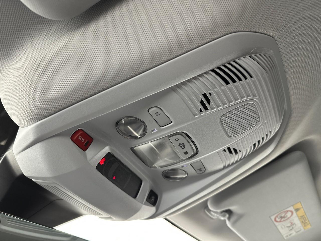 Peugeot 3008 hybrid 225 e-eat8 allure pack — photo 35