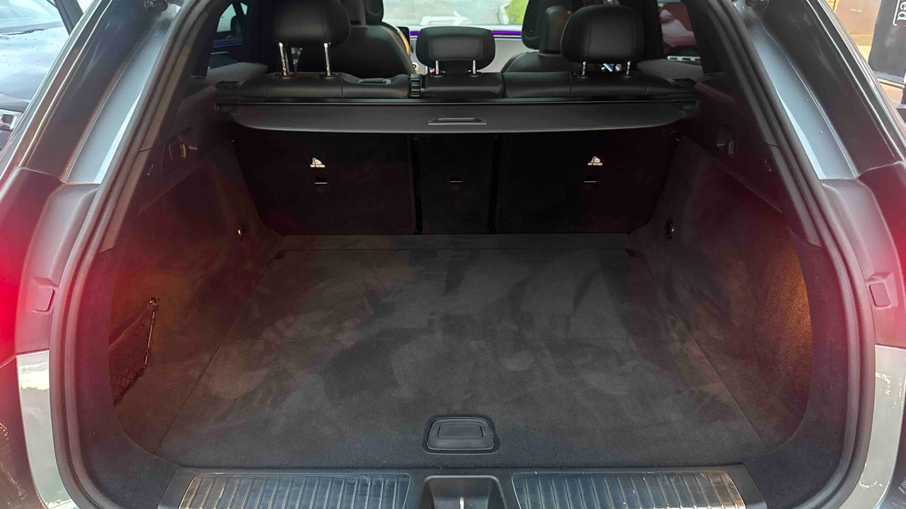 Mercedes EQE SUV 350 4MATIC — photo 13