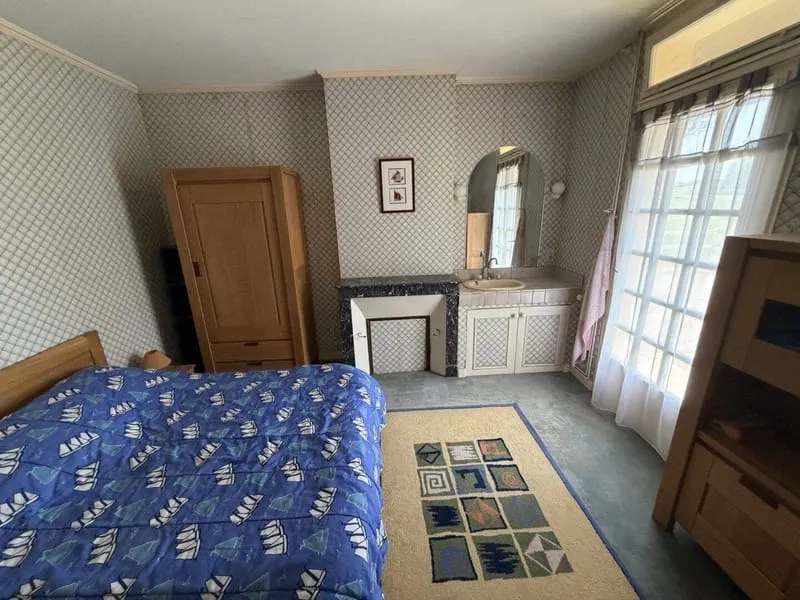 Photo 10
