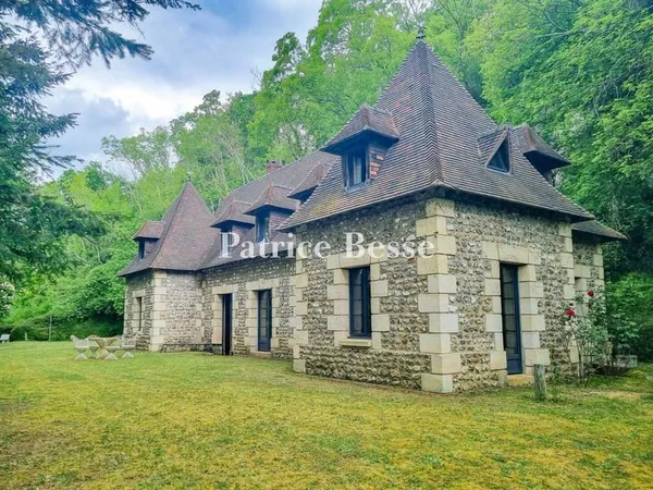 Maison 8 pièces 220 m²