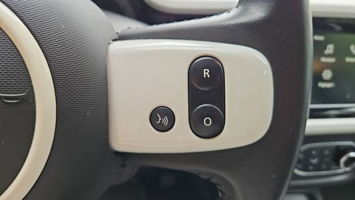 Renault Twingo E-Tech 81 22 kWh - Equilibre – 2022 – 33959 km – Électrique – Boîte Automatique — photo 19