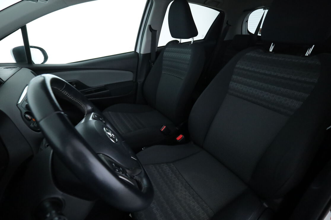 Toyota Yaris 1.4 D-4D Dynamic — photo 9