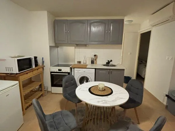 🏡 à louer - t3 meublé à sète - terrasse & parking 750