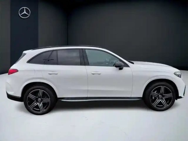 Mercedes Glc 300 de 4matic amg line — photo 26