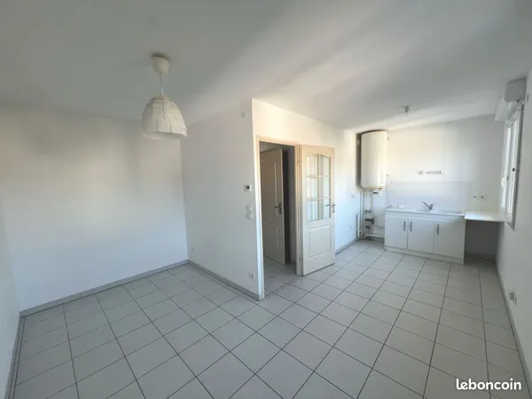 Studio calme 23 m2 + Garage 15 m2, sans vis-à-vis
