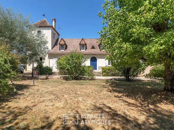 Maison de prestige au coeur de Montpon-Ménestérol