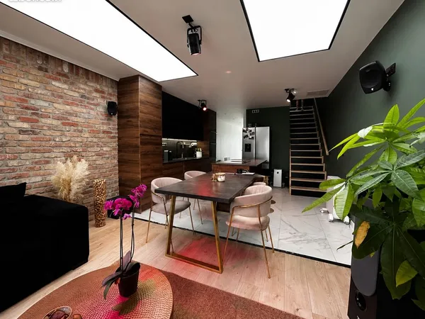 MAISON 2 CHAMBRES DUPLEX 70 m² ENTIÈREMENT RÉNOVÉ - JARDIN - BÉTHUNE