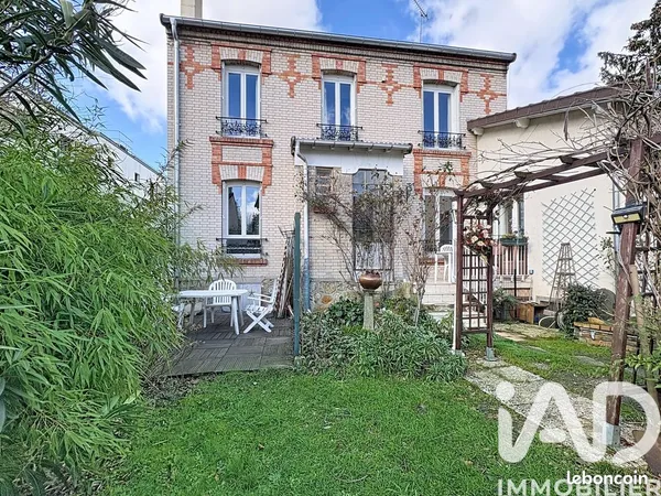 Maison familiale 5 pièces 154 m²