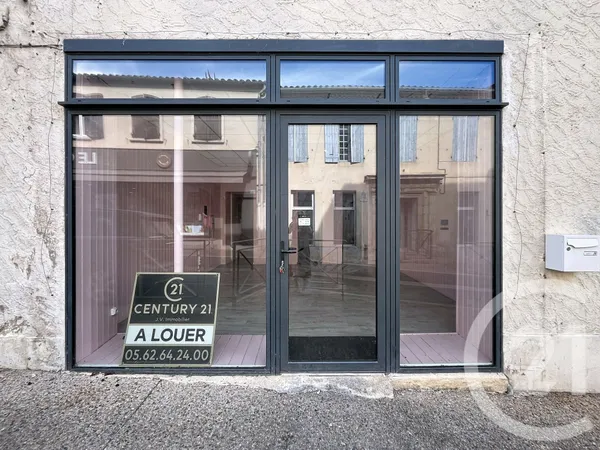 Local 2 pièces 65 m²