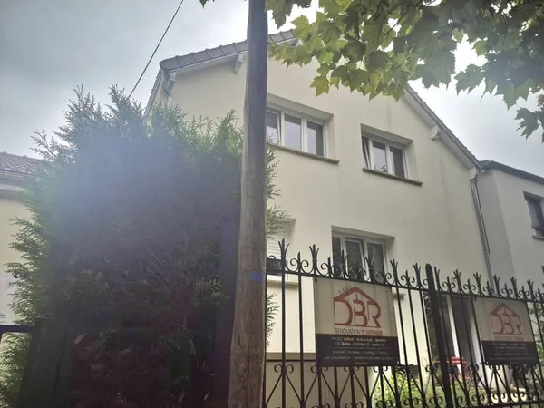Maison 8 pièces 100 m²