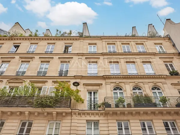 Élégant studio rue du Bac