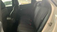 Peugeot 3008 HYBRID 225ch Allure Pack e-EAT8 — photo 13