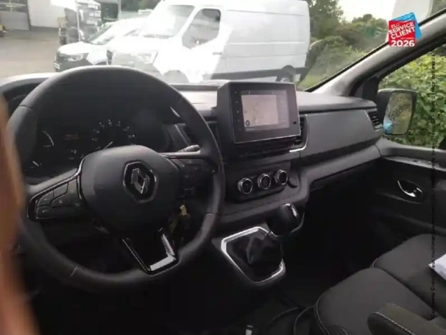 Renault Trafic fg e-tech l1h1 52kwh ac22 grand confort — photo 29