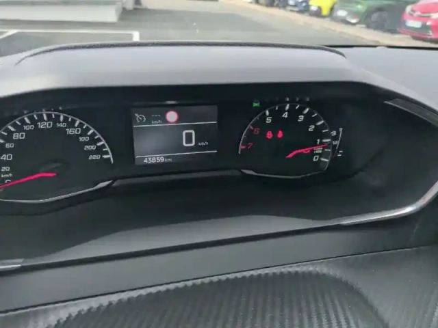 Peugeot 208 puretech 100 s&amp;s bvm6 — photo 50