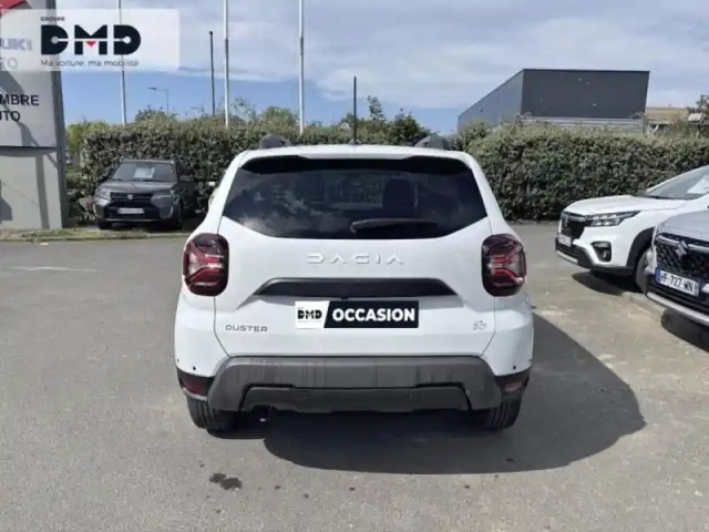 Dacia Duster 1.5 blue dci 115ch  journey 4x2 — photo 11