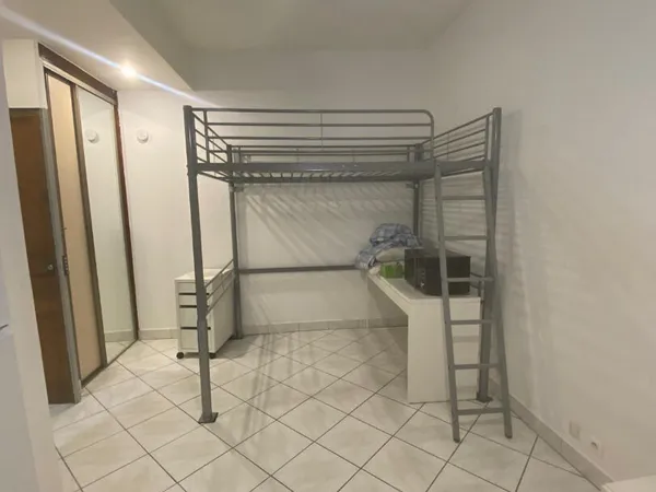Studio meublé, proche du métro
