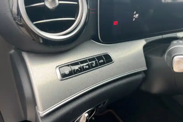 Mercedes Classe E break 53 eqboost 9g-tronic 4-matic+ — photo 50