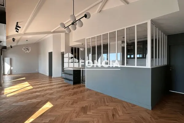 Appartement 3 pièces 120 m²