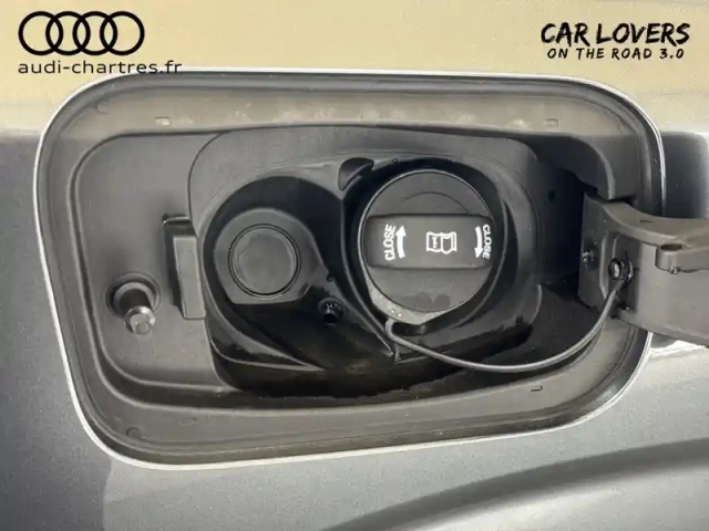 Audi Q3 e-hybrid 272 ch s tronic 6 — photo 12