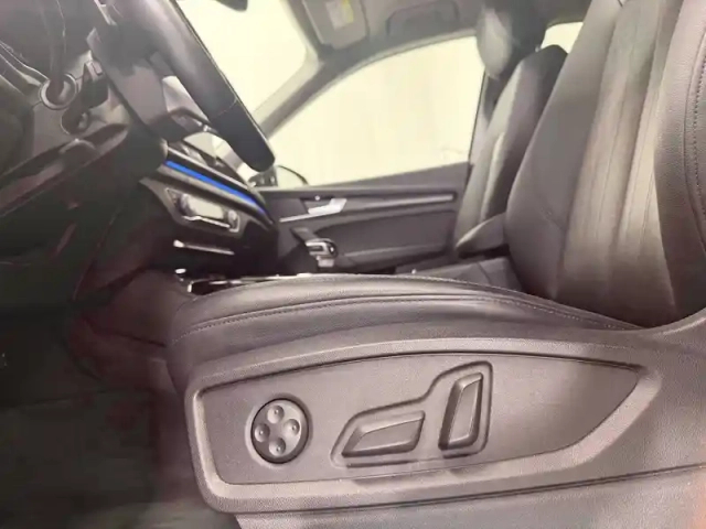 Audi Q5 50 tfsie 299 s tronic 7 quattro — photo 39