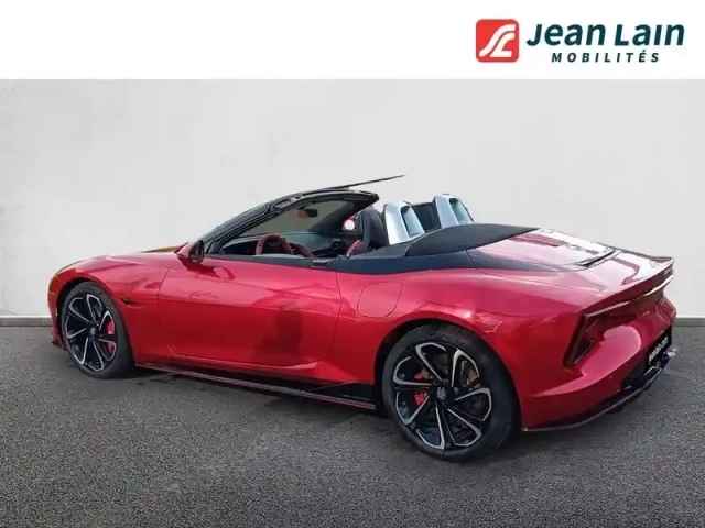 Mg Cyberster 77kwh - 375 kw 4wd — photo 43